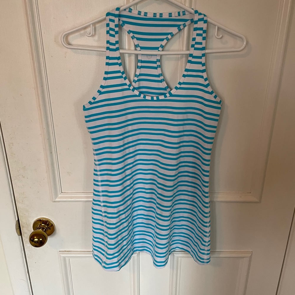 Cute Stripped Lululemon Tank top!